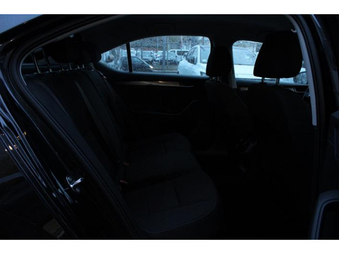 Škoda Superb 1.5 TSI ACTIVE 