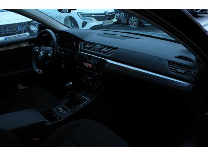 Škoda Superb 1.5 TSI ACTIVE 