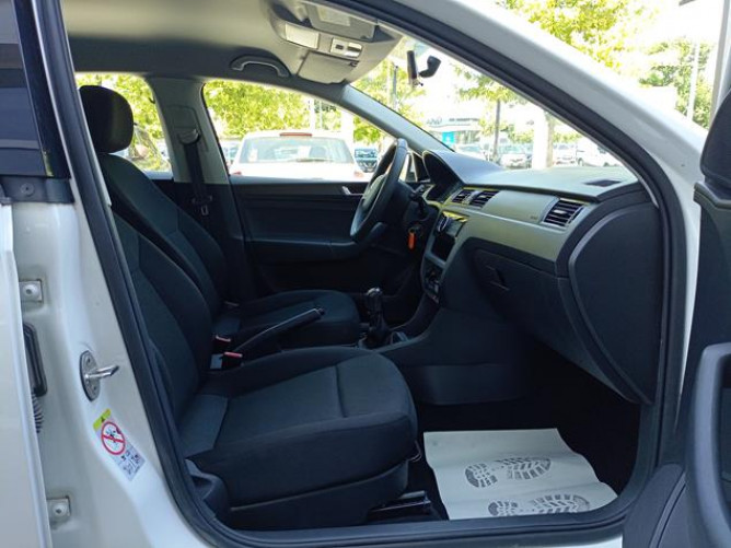 Škoda Rapid 1.0 TSI Active 