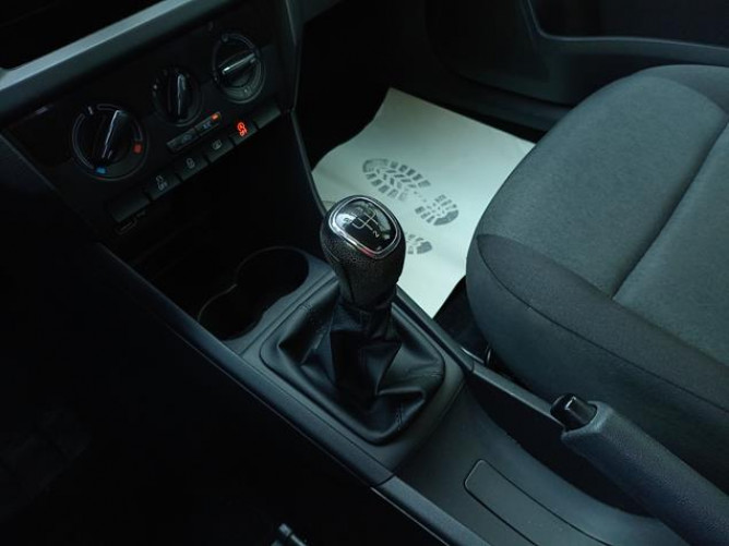 Škoda Rapid 1.0 TSI Active 