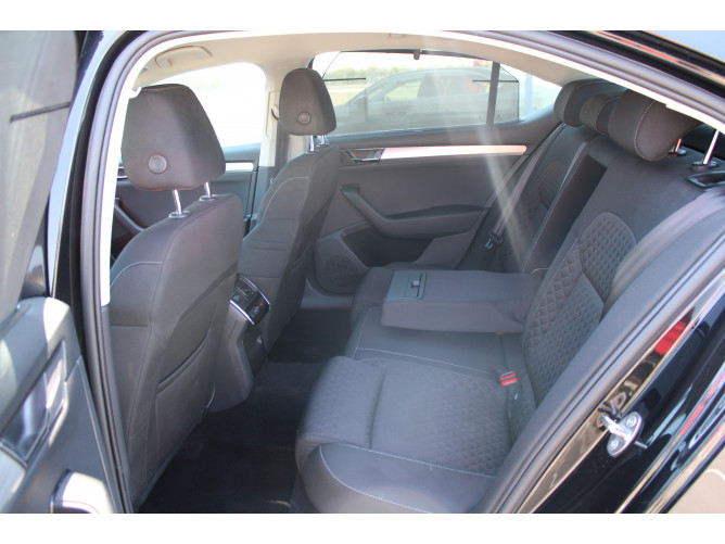 Škoda Superb 2.0 TDI Ambition DSG 