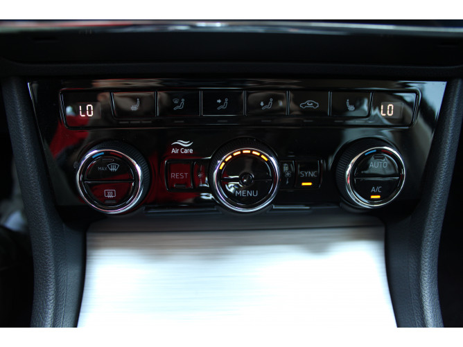 Škoda Superb 2.0 TDI Ambition DSG 