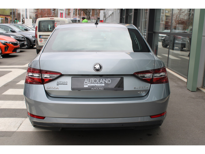 Škoda Superb 2.0 TDI Style DSG 4X4 