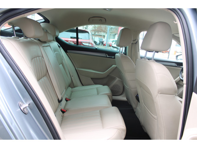 Škoda Superb 2.0 TDI Style DSG 4X4 