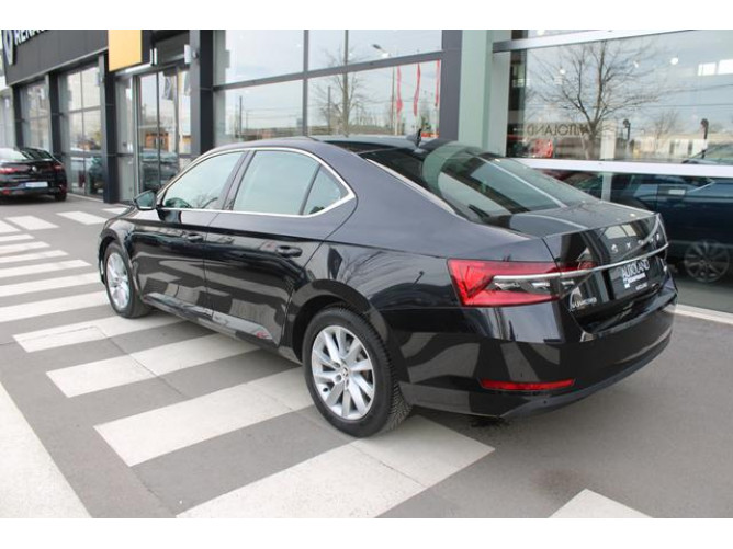 Škoda Superb 2.0 TDI AMBITION 4X4 DSG 