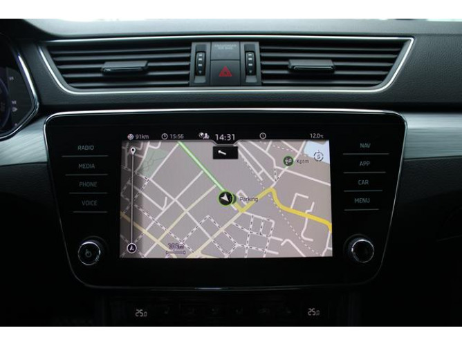 Škoda Superb 2.0 TDI AMBITION 4X4 DSG 