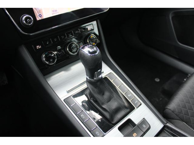 Škoda Superb 2.0 TDI AMBITION 4X4 DSG 