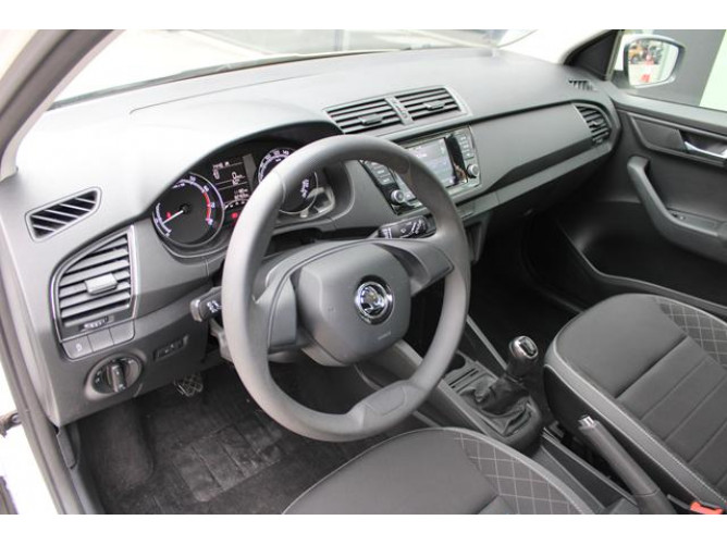 Škoda Fabia 1.0 SRE Ambition 