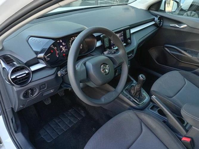 Škoda Fabia 1.0 Essence TNG 