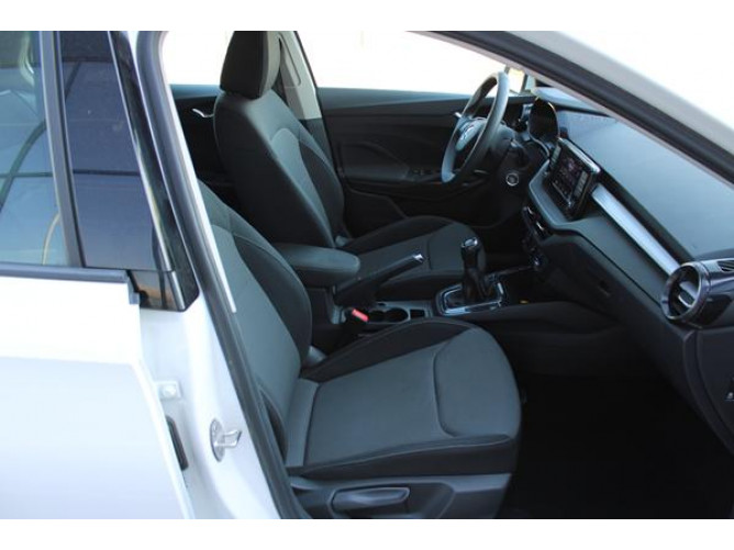 Škoda Fabia 1.0 Essence TNG 