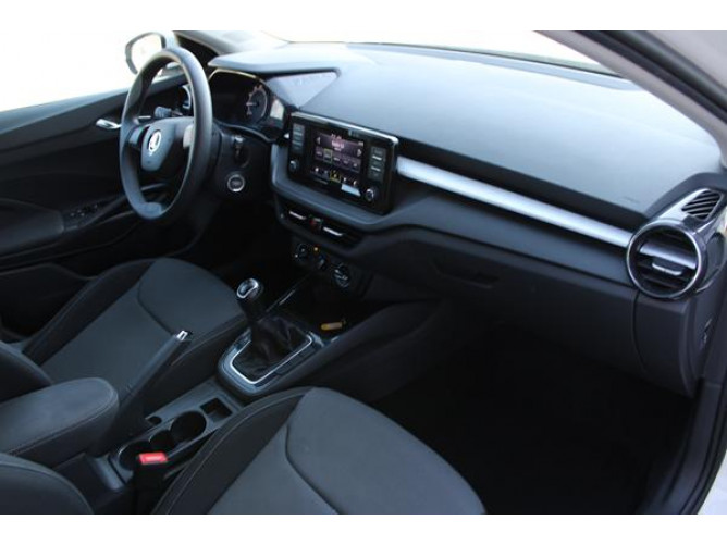 Škoda Fabia 1.0 Essence TNG 
