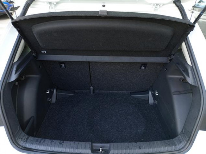Škoda Fabia 1.0 Essence TNG 