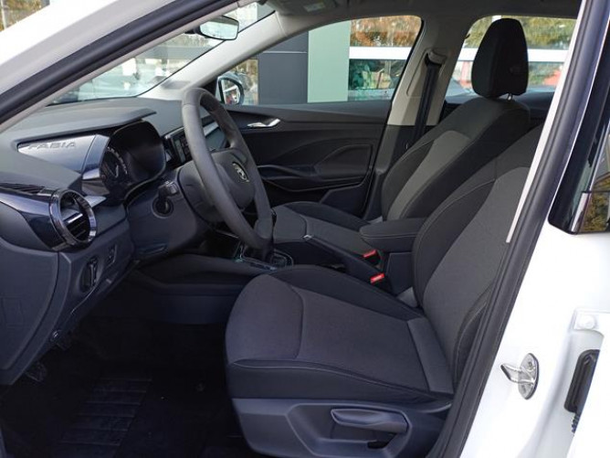 Škoda Fabia 1.0 Essence TNG 