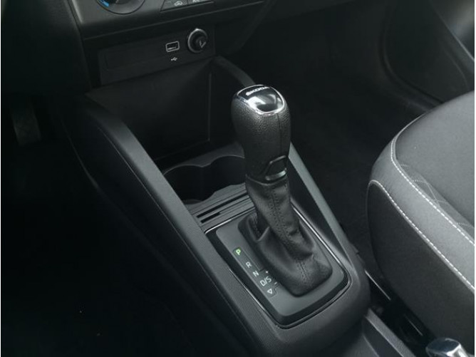 Škoda Fabia 1.0 TSI Ambition DSG 