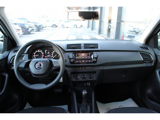 Škoda Fabia 1.0 TSI Ambition DSG 