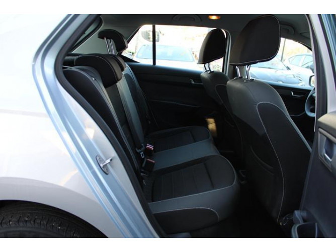 Škoda Fabia 1.0 TSI Ambition DSG 