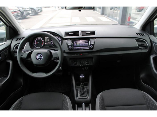 Škoda Fabia 1.0 TSI Ambition DSG 