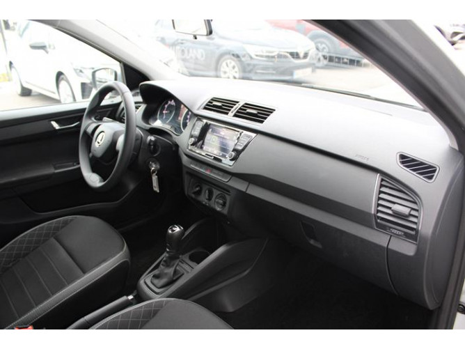 Škoda Fabia 1.0 TSI Ambition DSG 