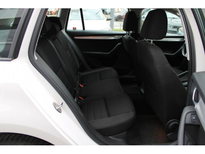 Škoda Octavia 1.6 TDI AMBITION 