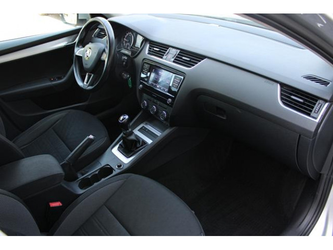 Škoda Octavia 1.6 TDI Ambition SW 