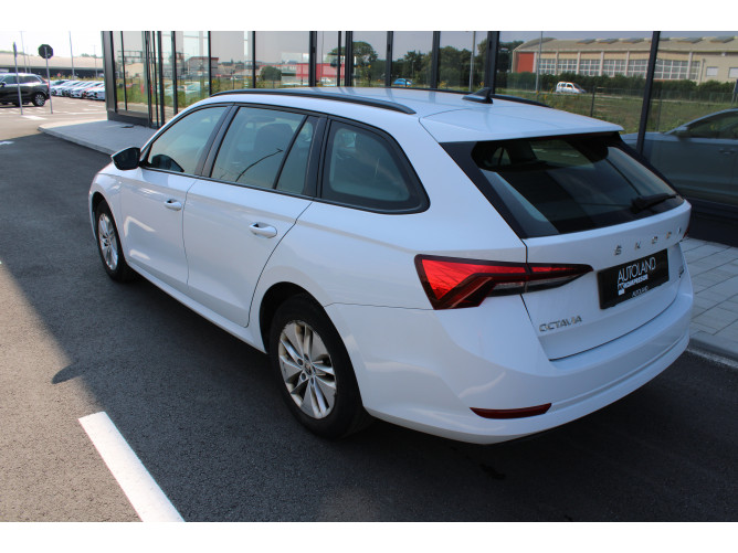 Škoda Octavia 2.0 TDI AMBITION 