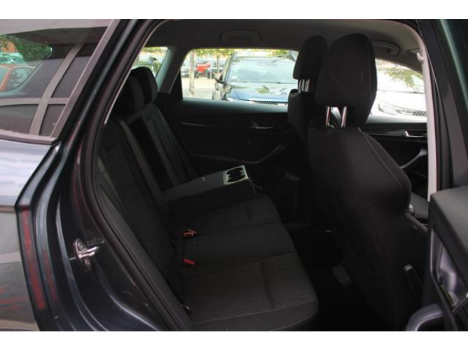 Škoda Karoq 1.5 TSI STYLE DSG 