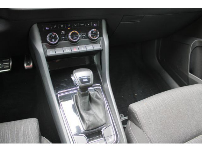 Škoda Karoq 1.5 TSI STYLE DSG 