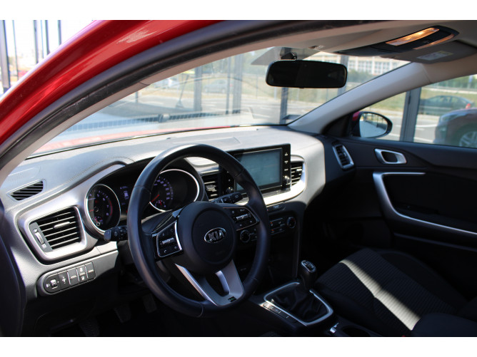 Kia Ceed 1.0 T-Gdi 5DR 