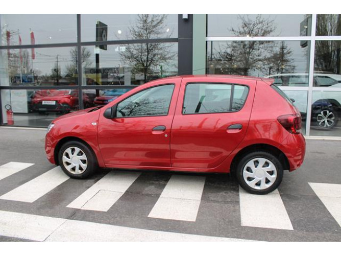 Dacia Sandero 1.2 Essential 