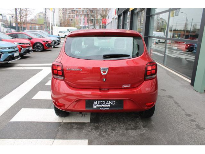 Dacia Sandero 1.2 Essential 