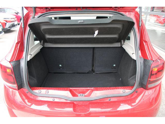 Dacia Sandero 1.2 Essential 