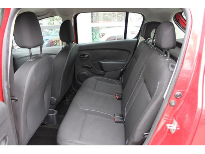 Dacia Sandero 1.2 Essential 