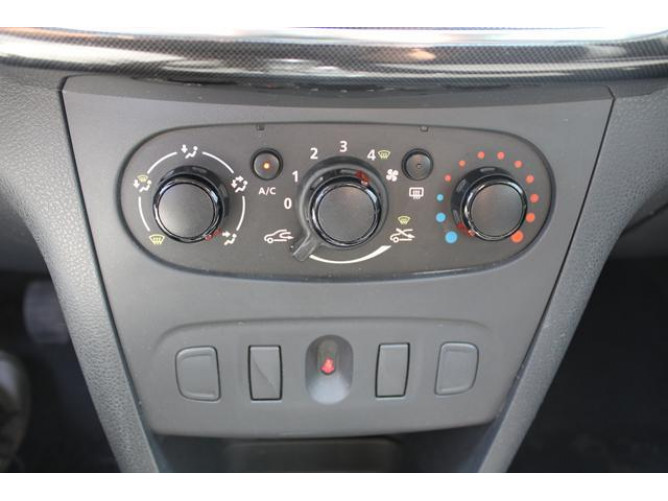 Dacia Sandero 1.0 sCe 
