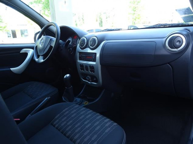 Dacia Sandero 1.4 Black Line 