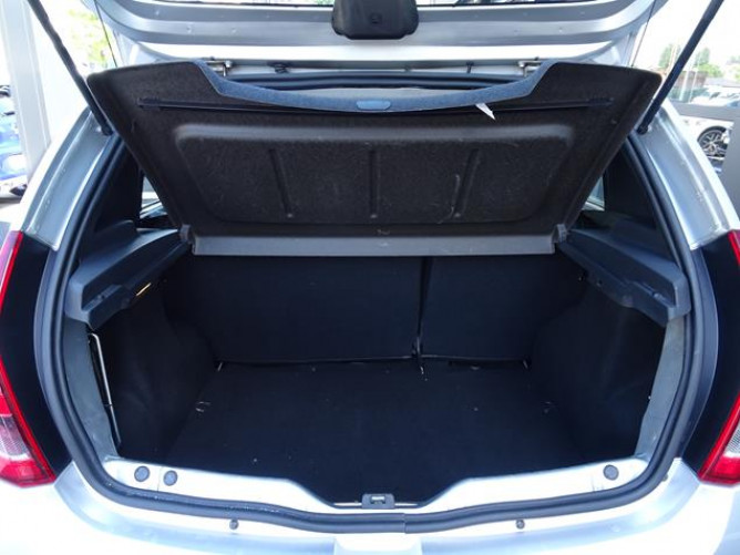 Dacia Sandero 1.4 Black Line 