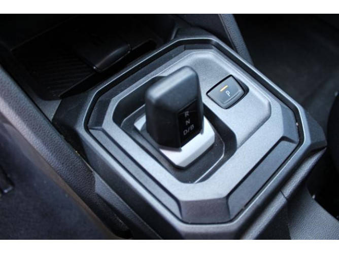 Dacia Duster 1.6 E-TECH HYB. AUT 