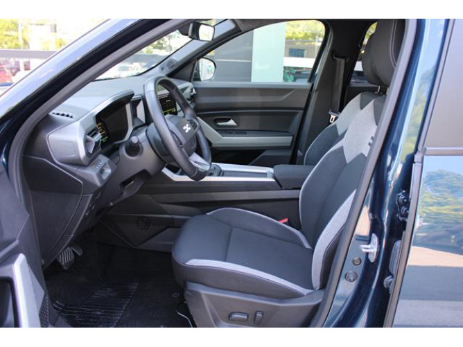 Dacia Bigster 1.8 HYBRID AUT 