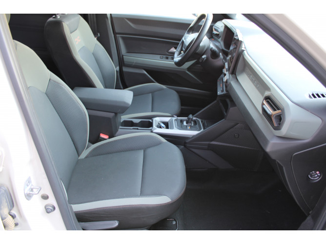 Dacia Duster 1.6 E-TECH HYB. AUT 