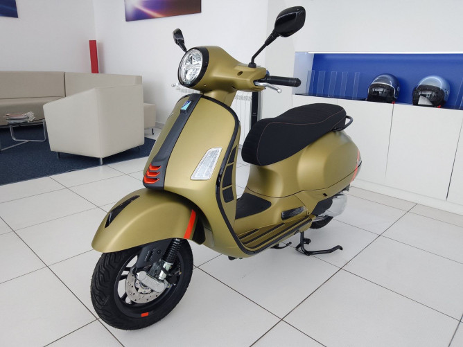 Vespa GTS 300 HPE Super S 
