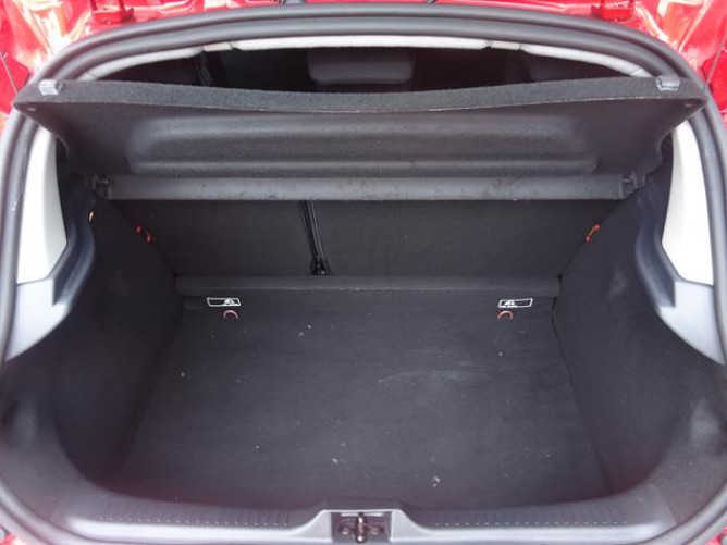 Renault Clio 1.2 tce Limited 