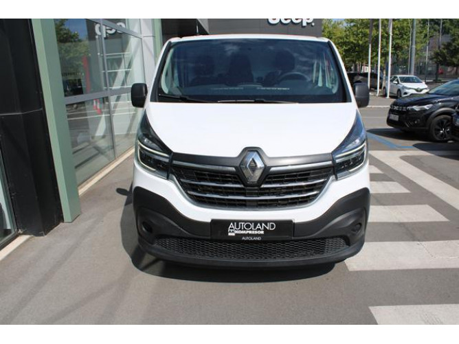 Renault Trafic 2.0 dCi 