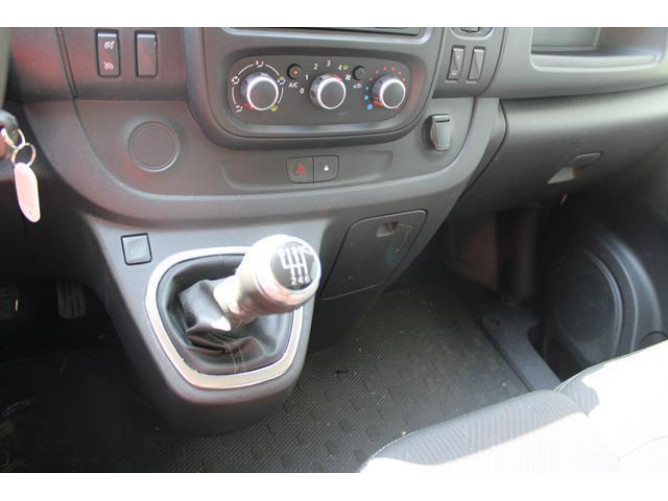 Renault Trafic 2.0 dCi 