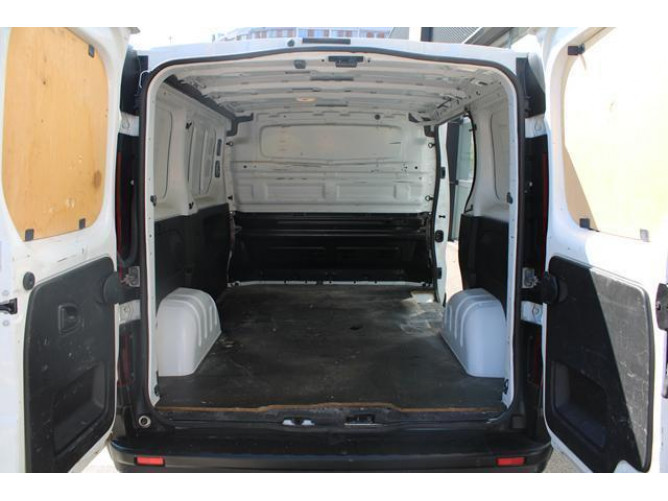 Renault Trafic 2.0 dCi 