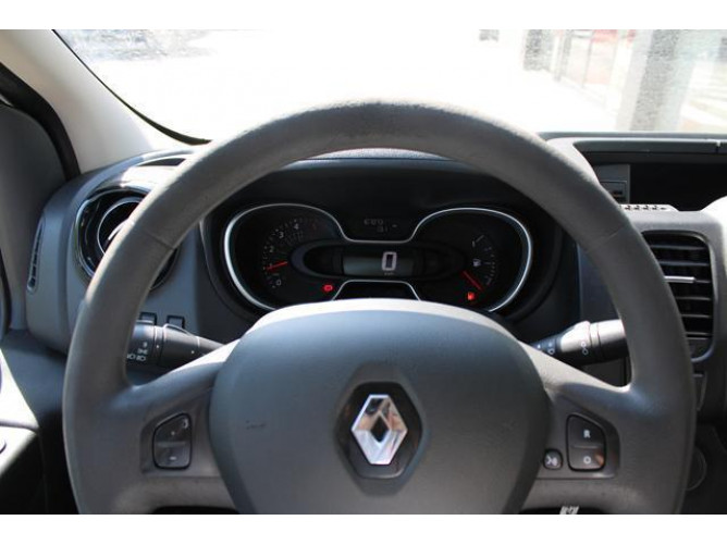 Renault Trafic 2.0 dCi 