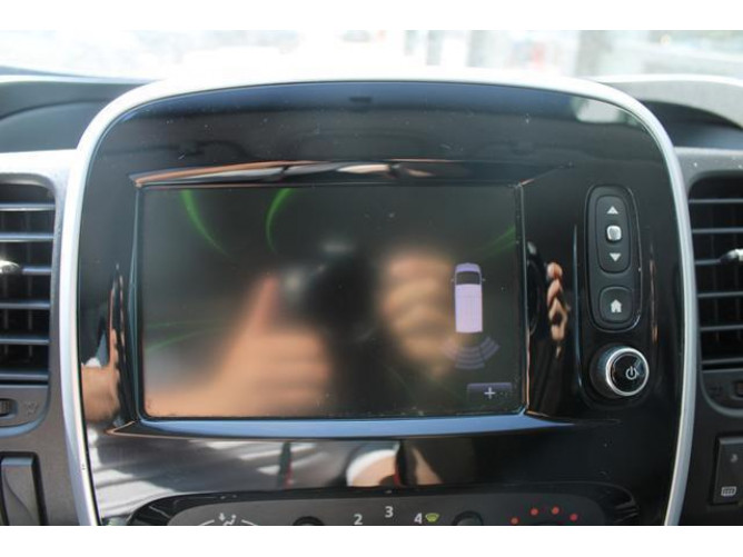 Renault Trafic 2.0 dCi 
