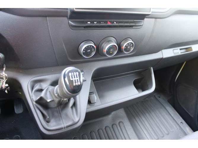 Renault Master 2.3 dCi 