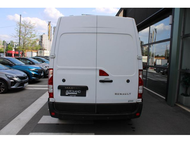 Renault Master 2.3 dCi 