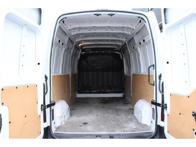 Renault Master 2.3 L3H2 