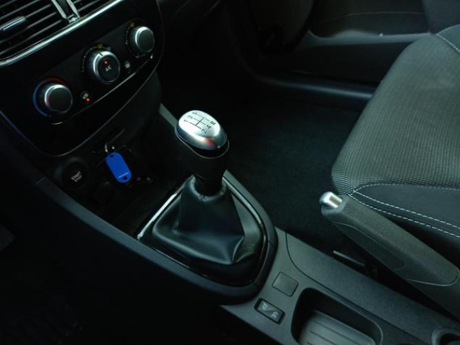 Renault Clio 0.9 Limited 