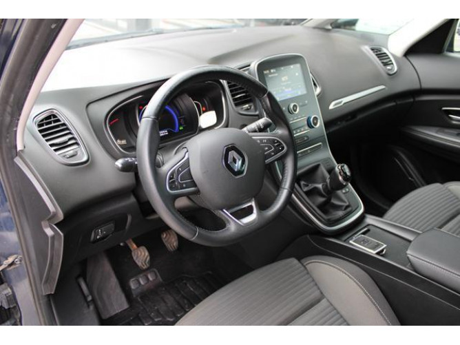 Renault Scenic 1.8 dCi 